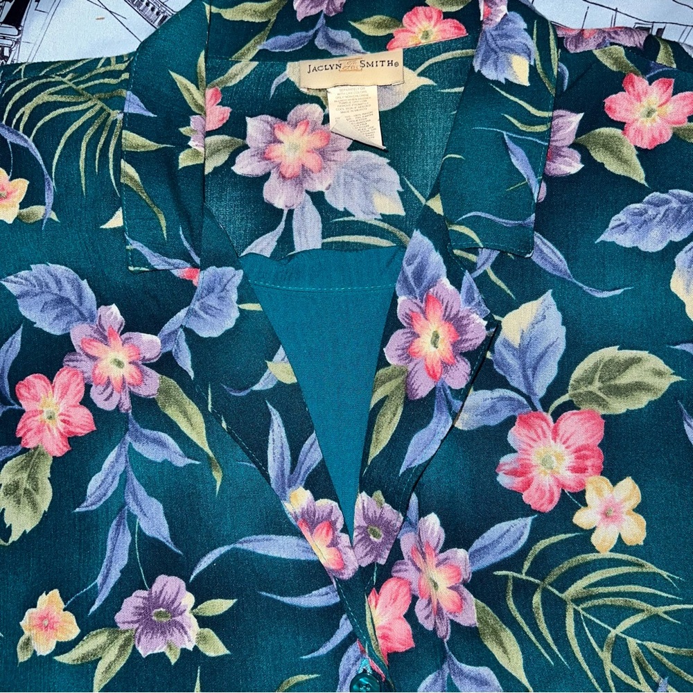 Jaclyn Smith Blue Floral Button Down Vintage Shirt - Picture 5 of 11